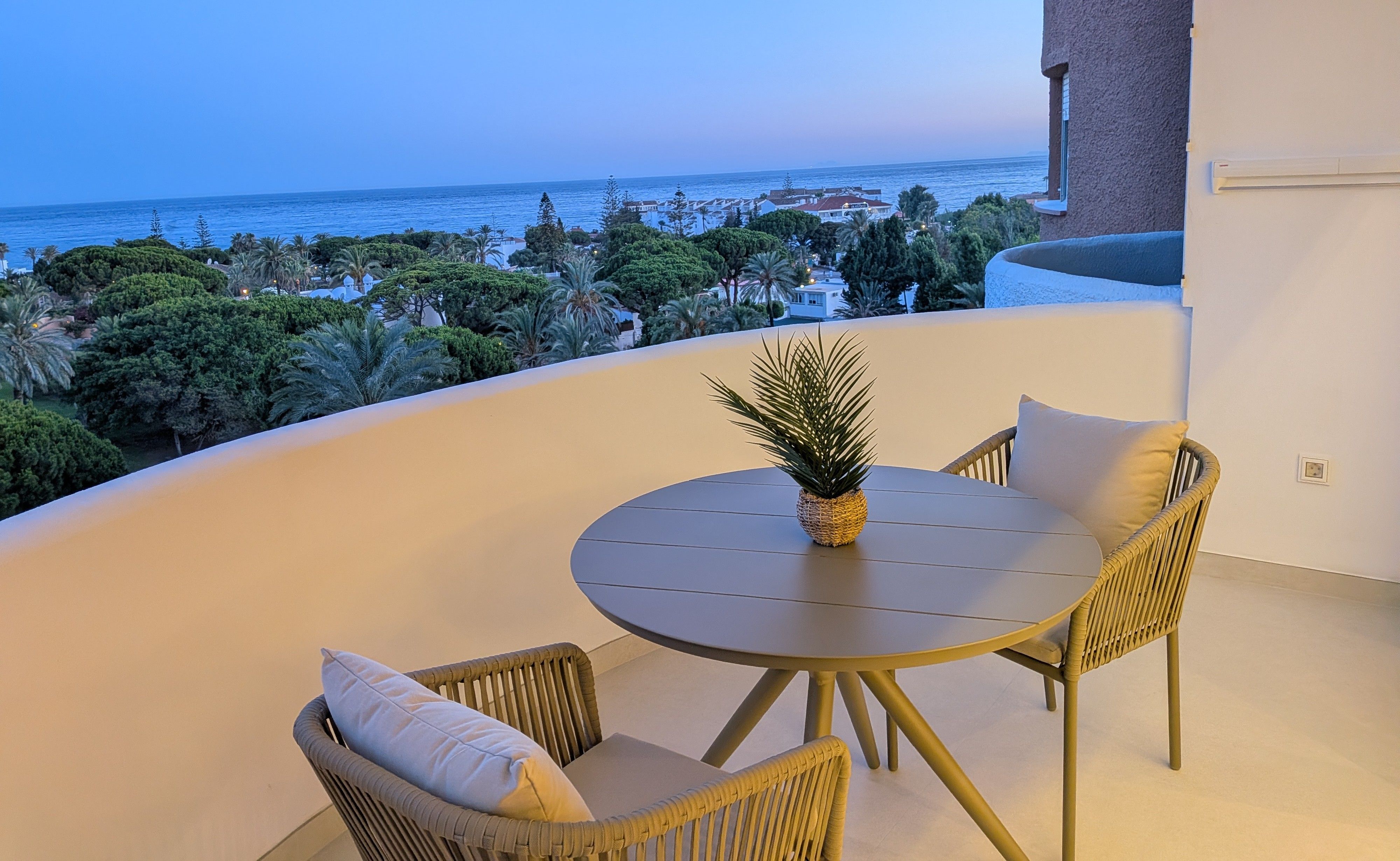 Marbella Holidays — Studio mit Terrasse und Meerblick – Marbella